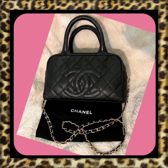 CHANEL Handbags - 👑AUTHENTIC Chanel Caviar small bowler